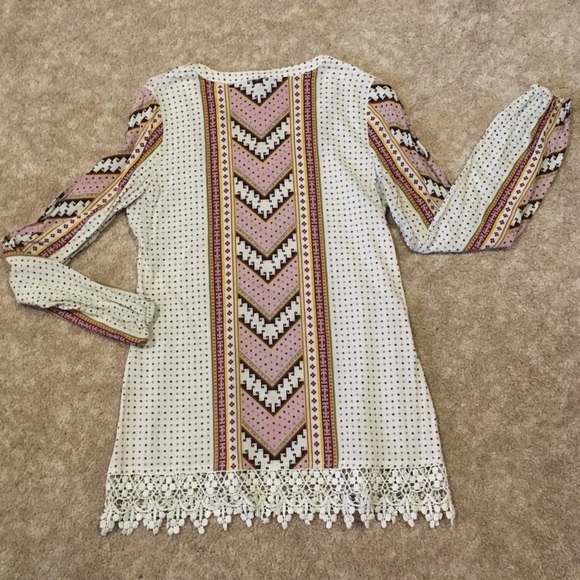 Gimmicks by BKE Boho Tunic - S - Picture 2 of 5